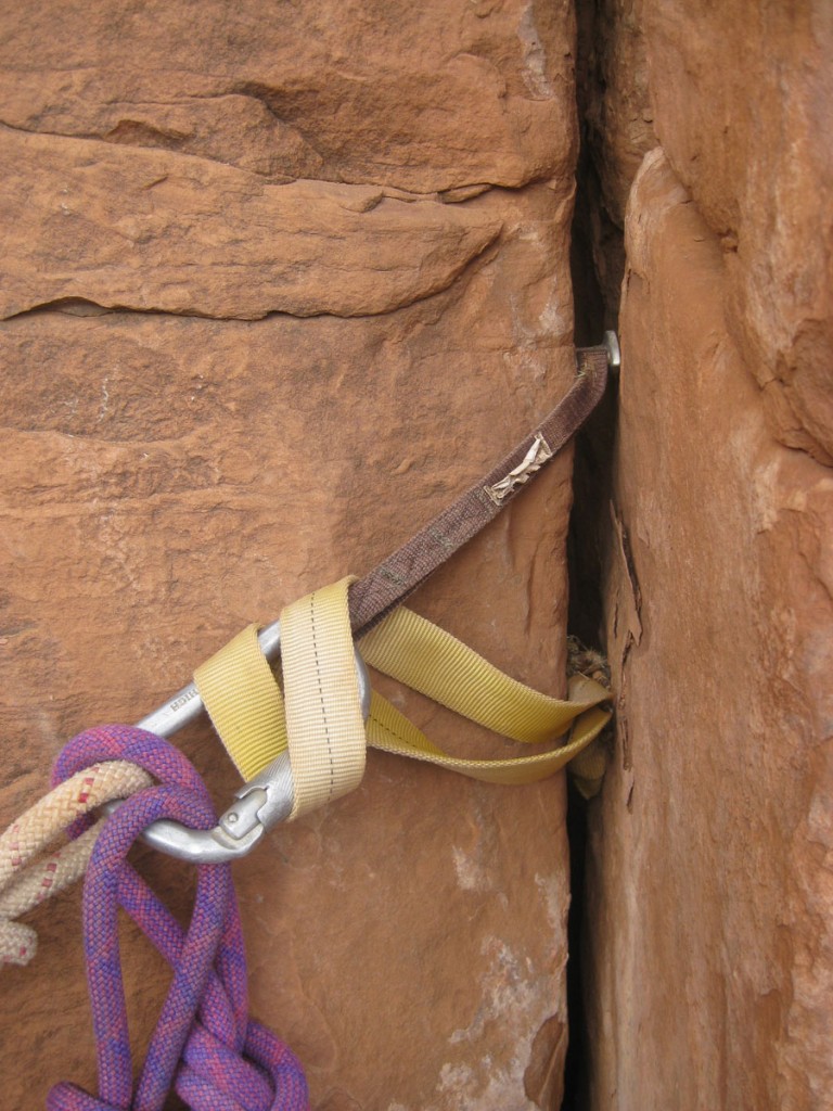 The anchor at the end of the horizontal fixed line.