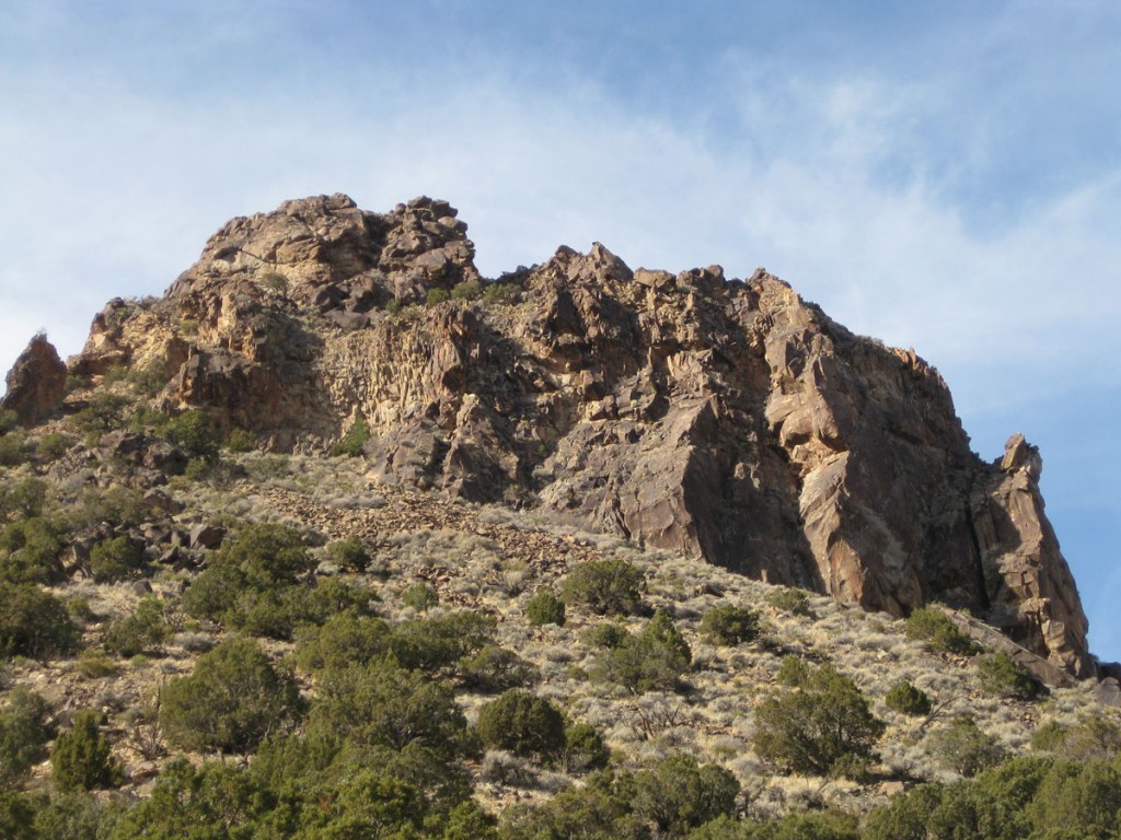 Nice cliffs on the side of Round Mountain.