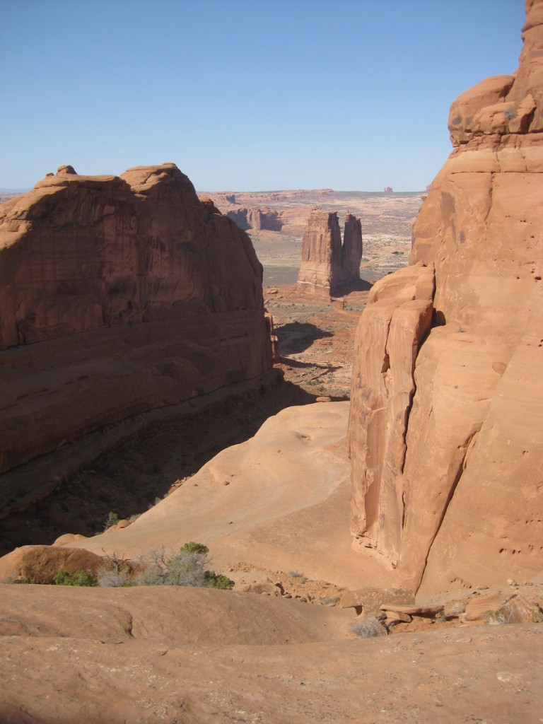 Looking out toward Park Avenue at the top of the third rappel Looking out toward Park Avenue at the top of the third rappel