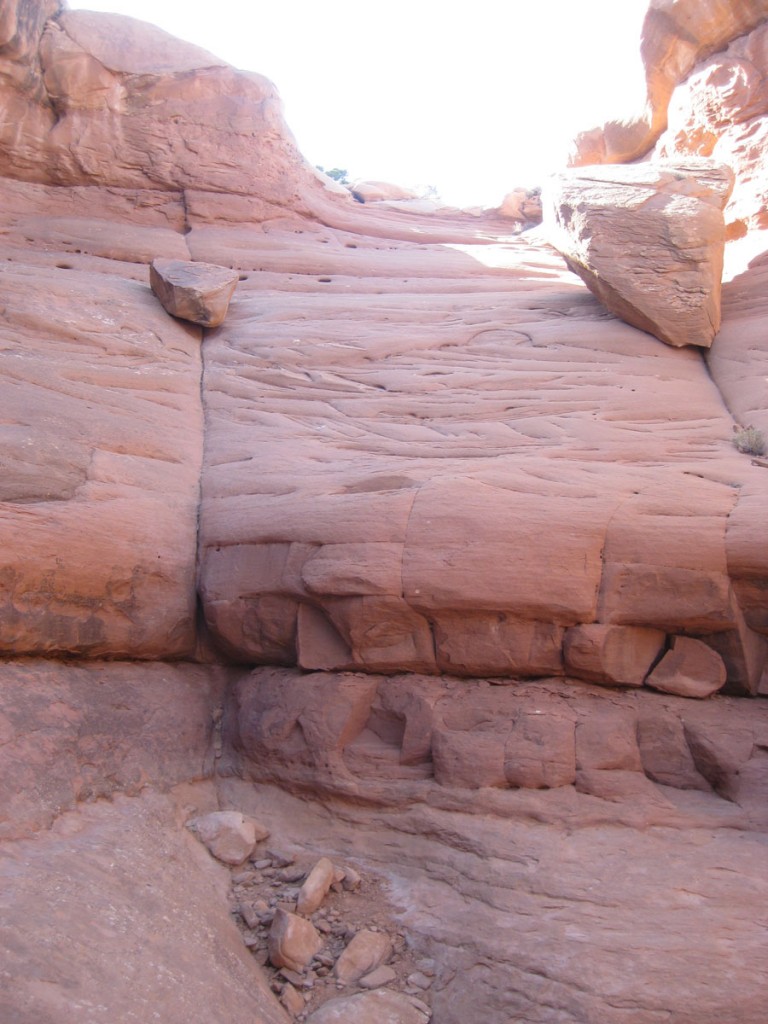 The first, very short rappel that I downclimbed. The first, very short rappel that I downclimbed.